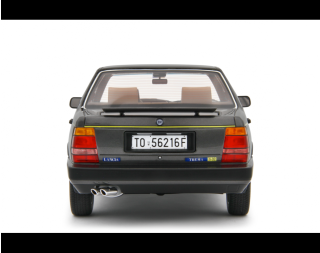 Lancia Thema 8.32 1986 GRIGIO QUARZO Laudoracing 1:18 Resinemodell (Türen, Motorhaube... nicht zu öffnen!)